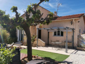 Chambre d'Hôtes dans Villa - La Londe Les Maures - Résidence d'Artiste 